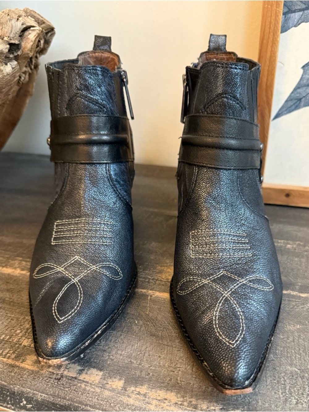 Donald J. Pliner Black Pointed Toe Leather Ankle Boots with Stitch Detail